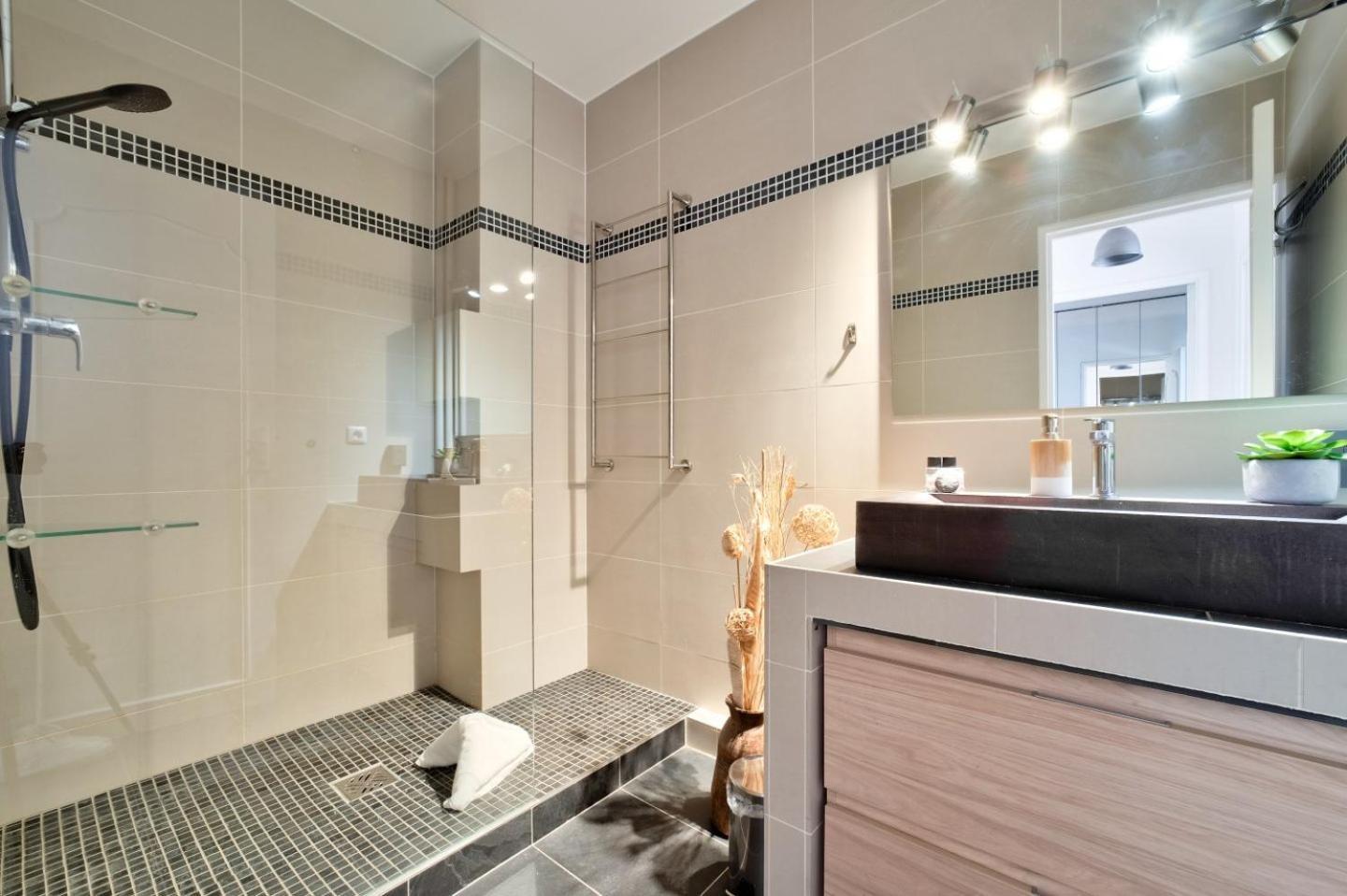 Appartamento Guestready - Serene Retreat With A Terrace Parigi